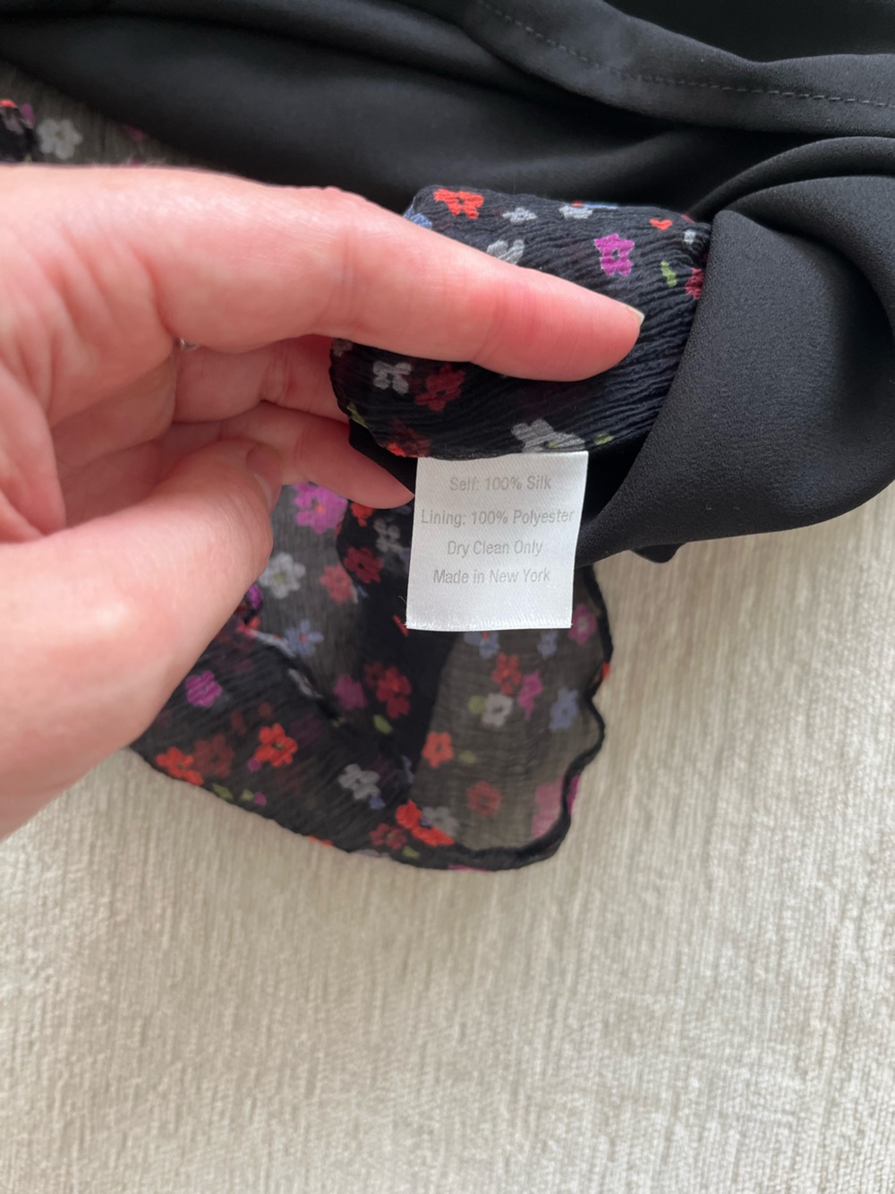 BARNEYS NEW YORK Silk flutter Blouse Floral - Picture 5 of 14